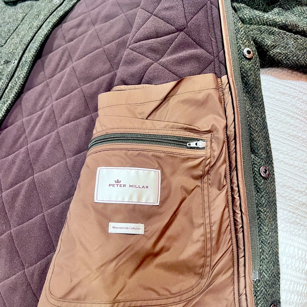 Peter Millar Wool Woven Coat Size XL
Worn once. Perfect condition.